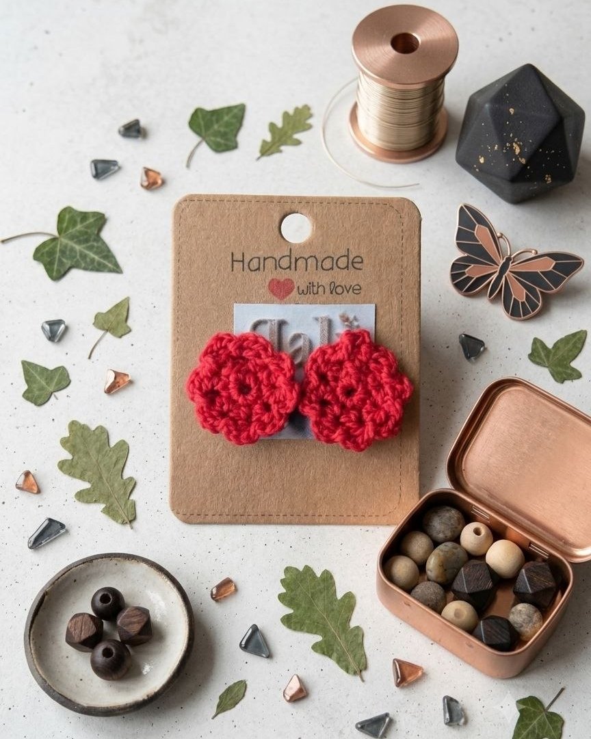 Botón grana — Pendientes de crochet tejido a mano