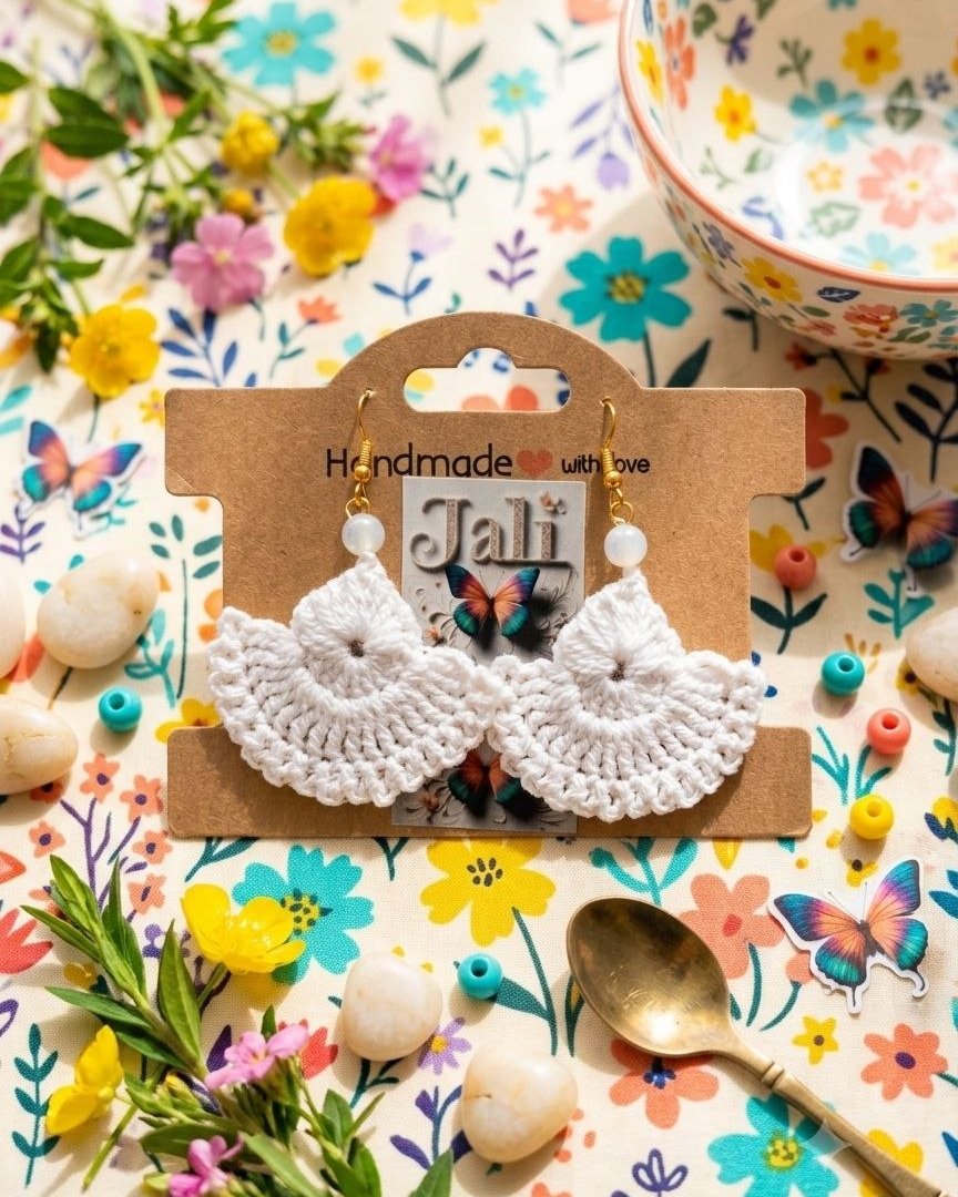 Abanico crudo — Pendientes de crochet tejido a mano
